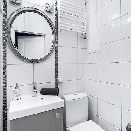 Clicktheflat Palace Of Culture Apartment *