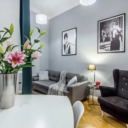 Clicktheflat Palace Of Culture Warszawa